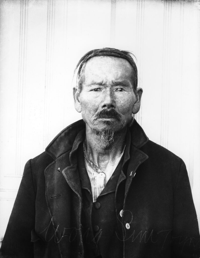 Chinese fishermen of the Monterey Peninsula